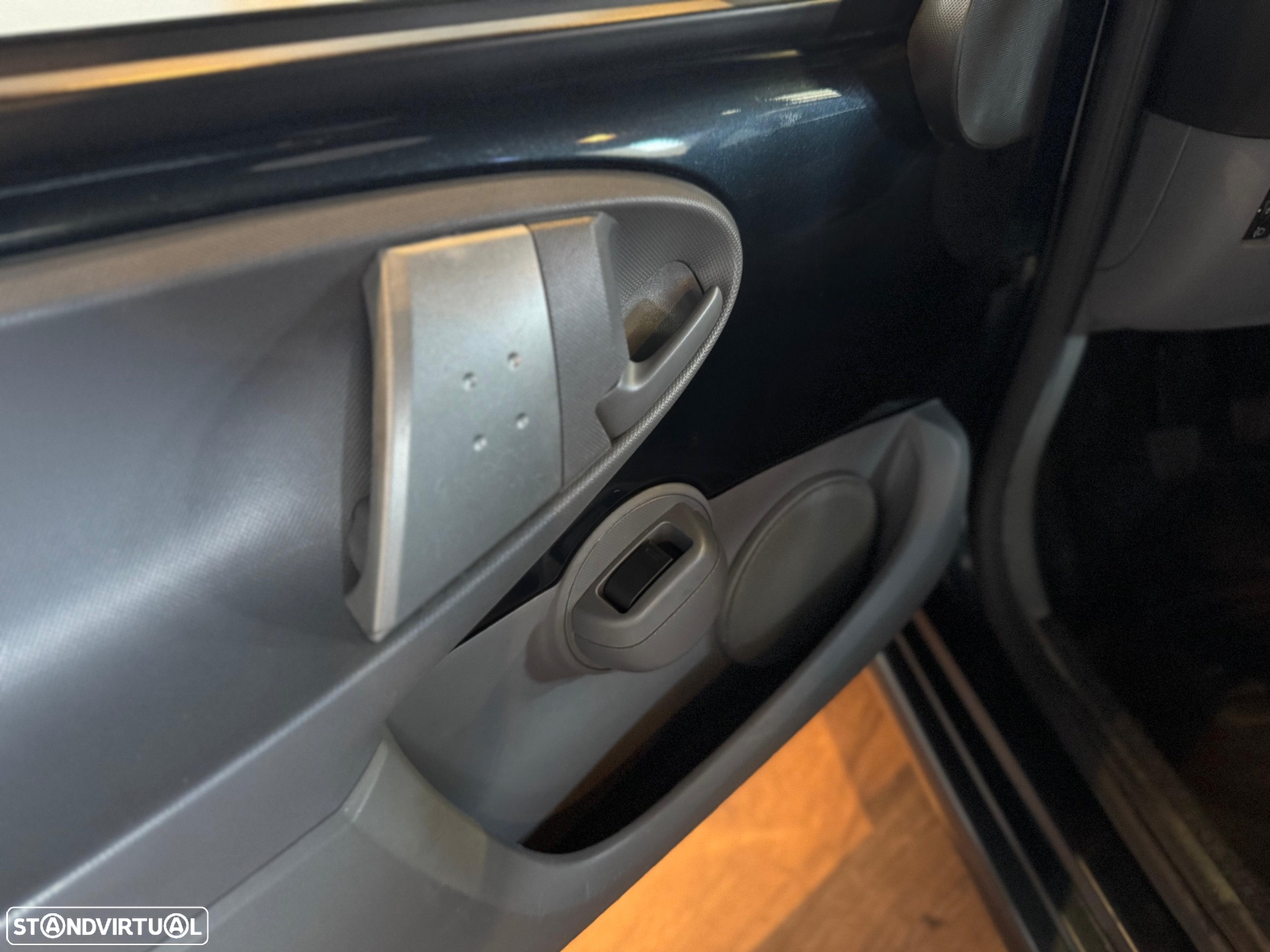 Toyota Aygo 1.0 X-Play+AC - 6