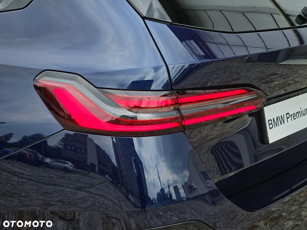 BMW Seria 5 540d xDrive mHEV M Sport - 10