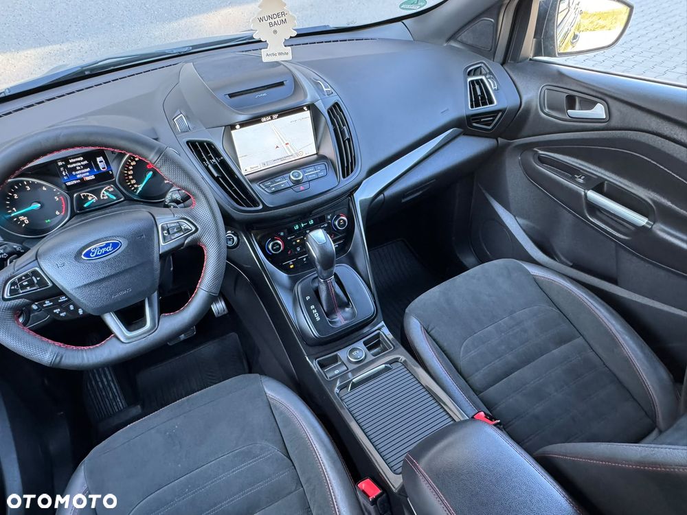 Ford Kuga 2.0 TDCi 4x4 ST-Line - 18