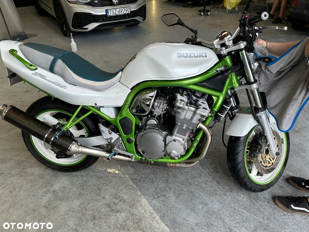 Suzuki Bandit - 2