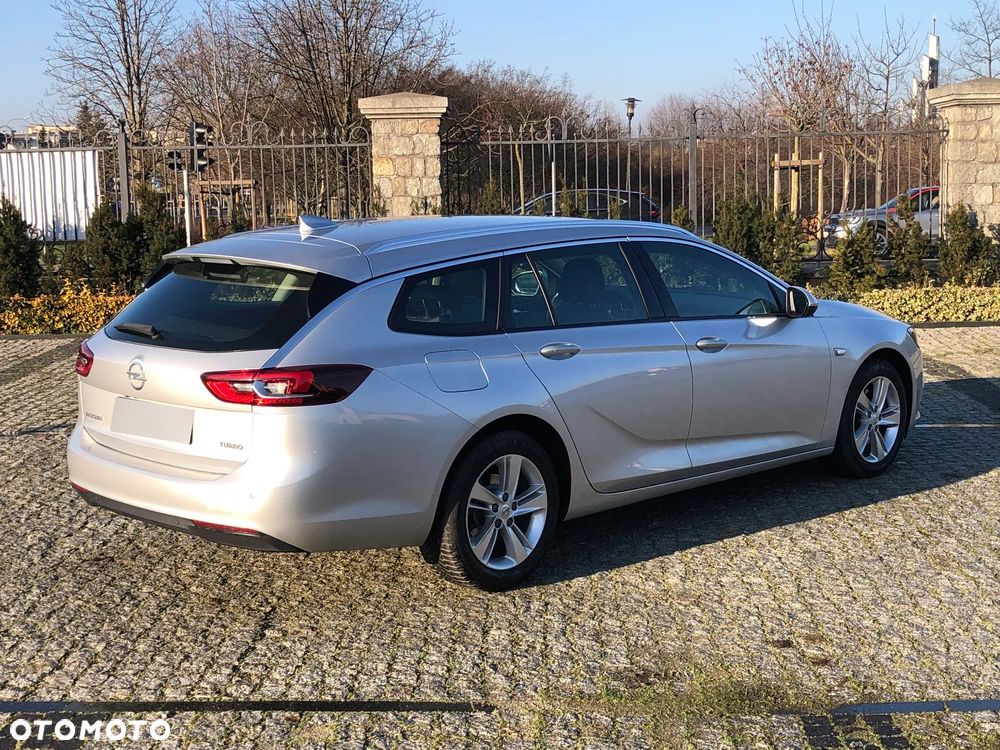 Opel Insignia - 19