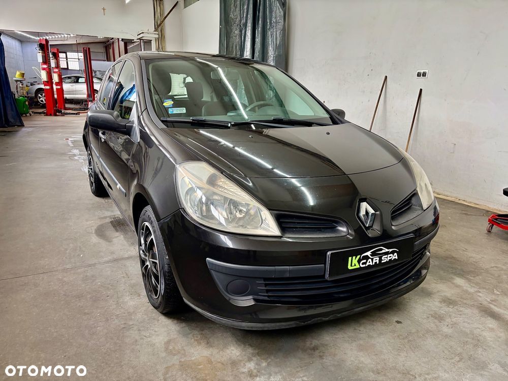 Renault Clio 1.2 TCE Expression - 1