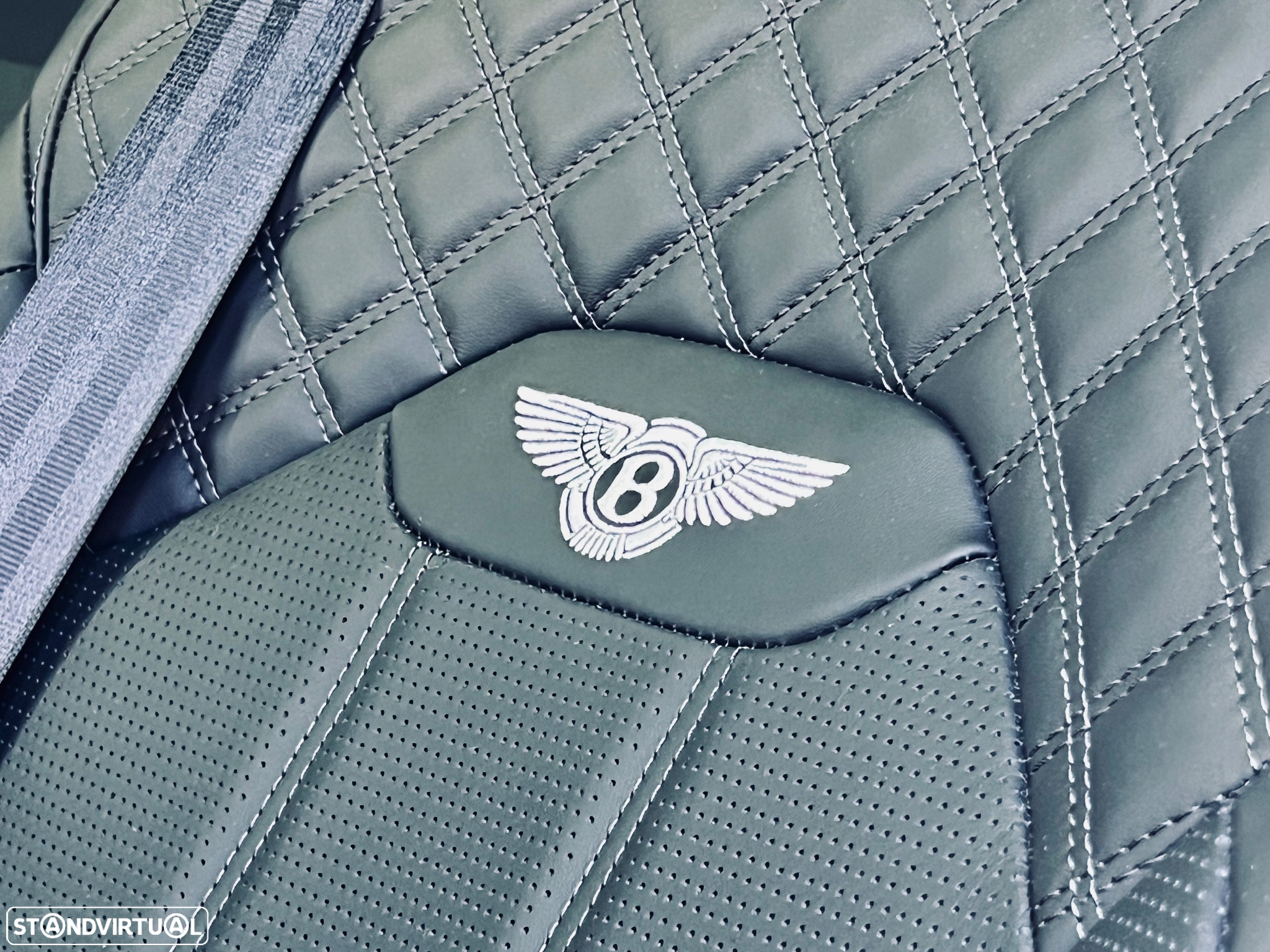 Bentley Bentayga - 15