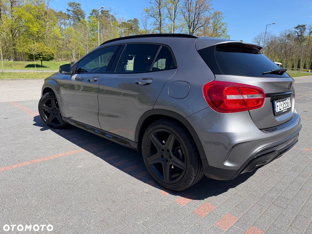 Mercedes-Benz GLA 250 4-Matic - 3