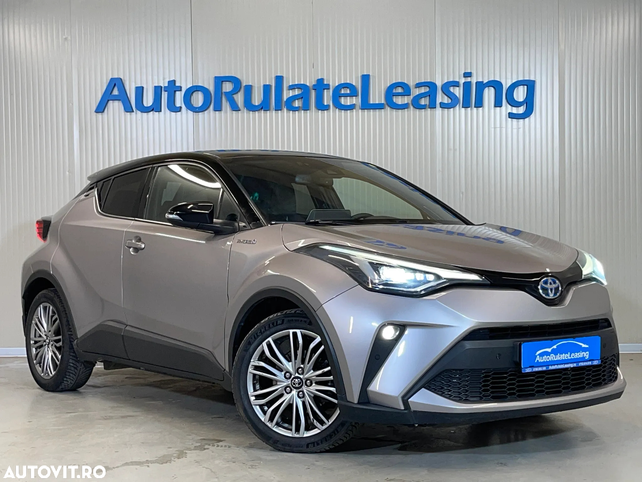 Toyota C-HR 2.0 Hybrid Lounge - 2