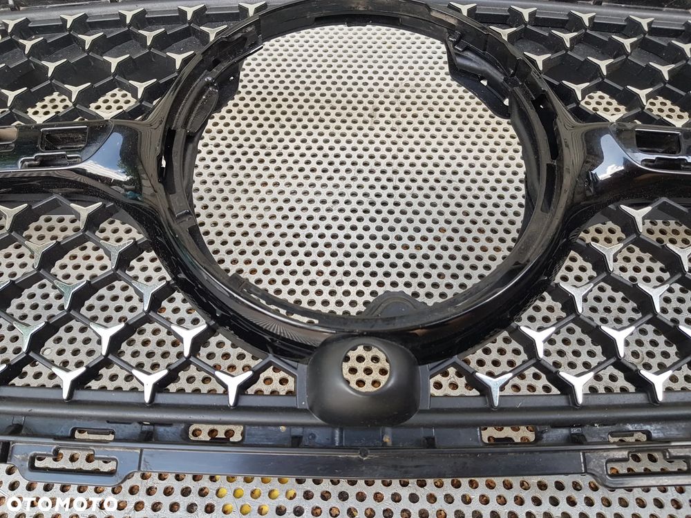 Mercedes W206 C AMG Grill Atrapa - 4