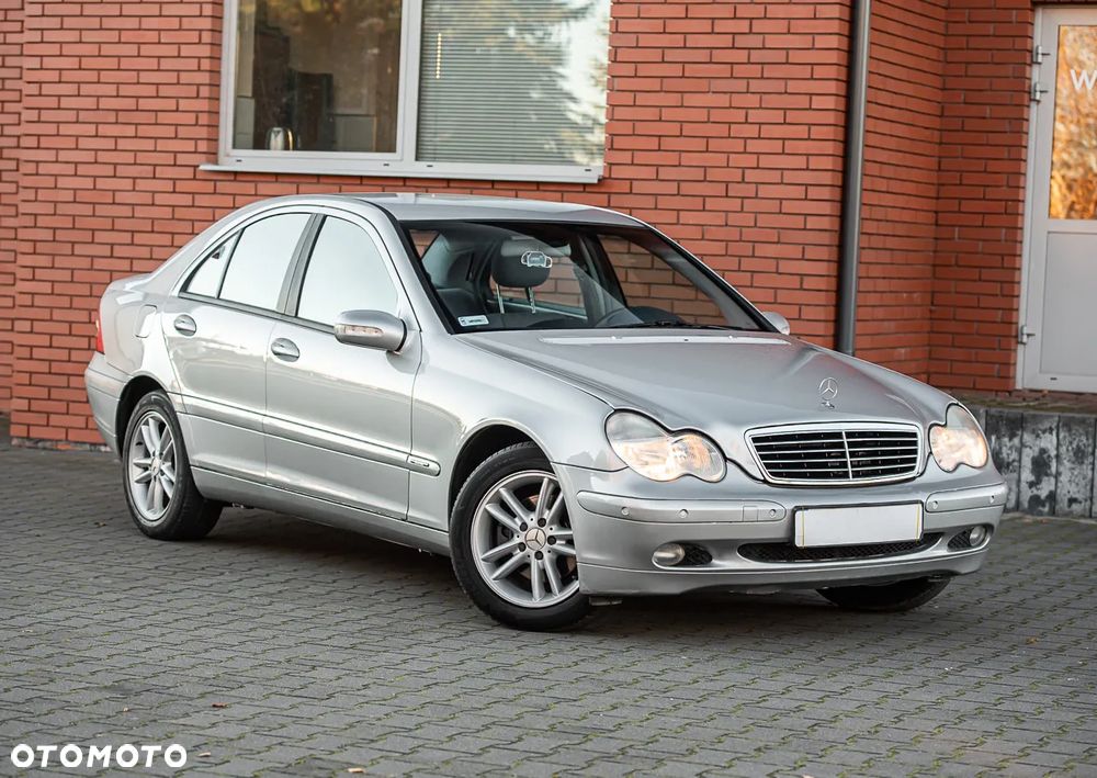 Mercedes-Benz Klasa C - 12