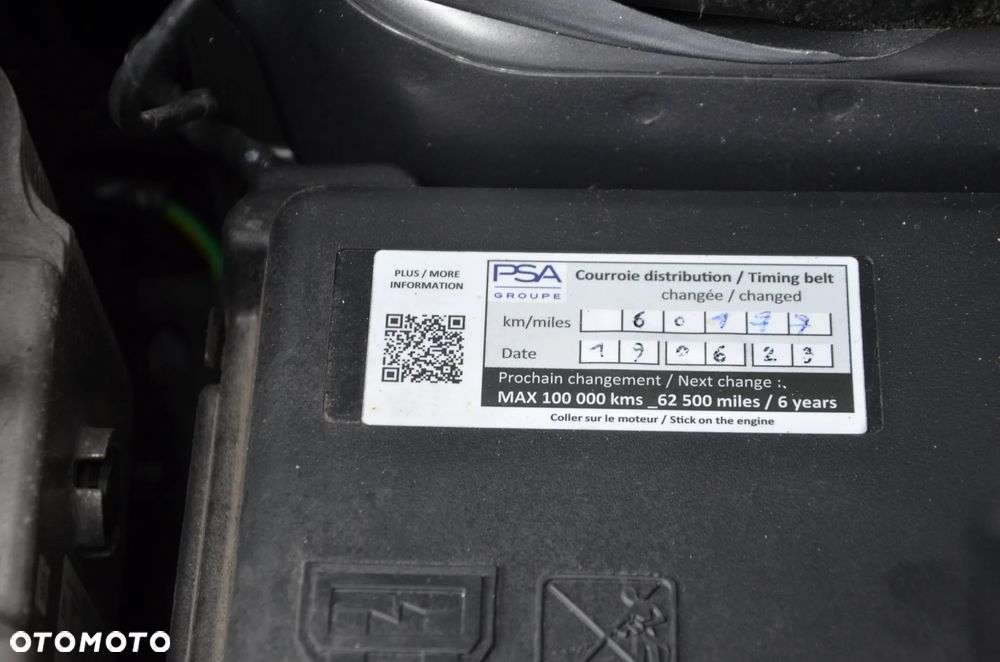 Peugeot 2008 PureTech 110 GPF Stop&Start EAT6 Crossway - 13