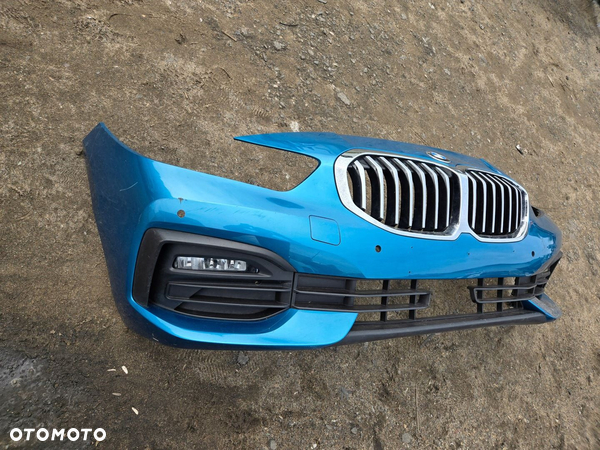 Zderzak BMW F40 na 4 czujniki