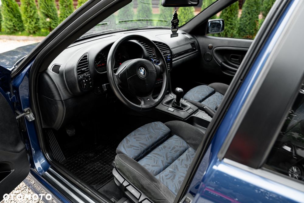 BMW Seria 3 - 16