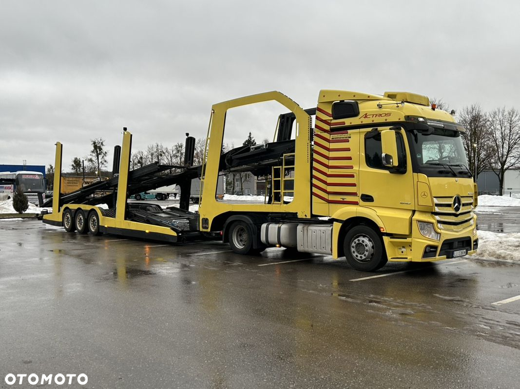 Mercedes-Benz Actros - 2