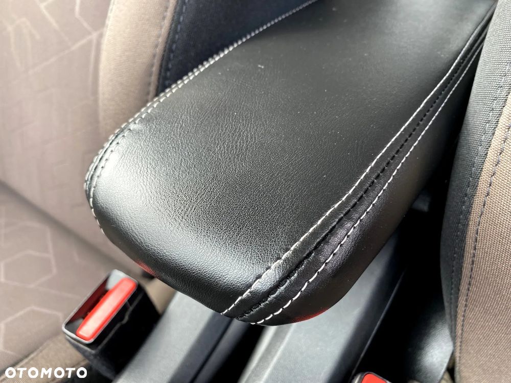 Peugeot 2008 1.4 HDi Access - 14