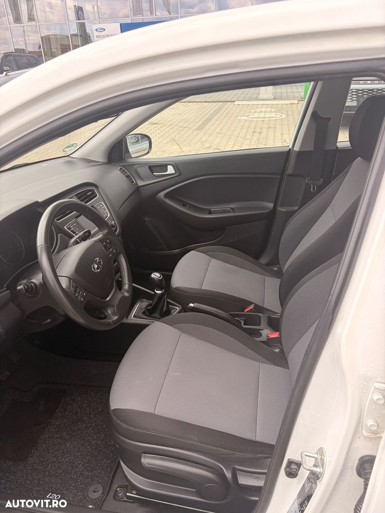 Hyundai i20 1.2 Classic - 6