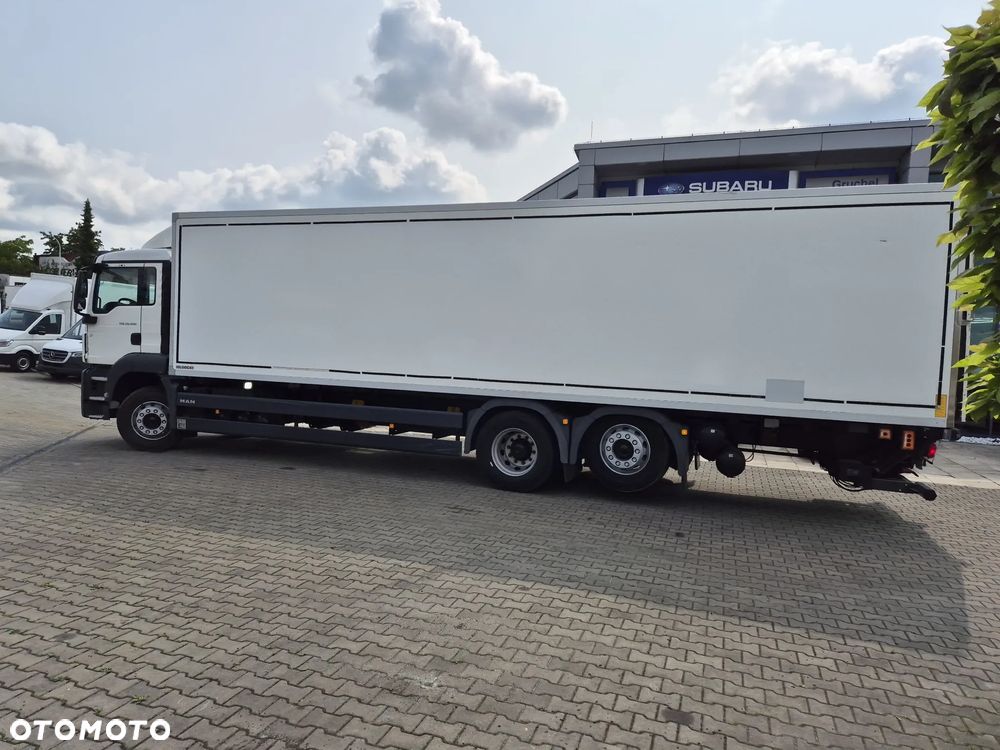 MAN TGS 26.400 / KONTENER + IZOTERMA / 1 WŁ / ZAREJESTROWANY / WEBASTO  / SERWISOWANY / BEZWYPADKOWY / EURO 6  / 24 EUROPALET - 11