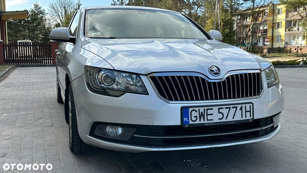 Skoda Superb 2.0 TDI Ambition - 1