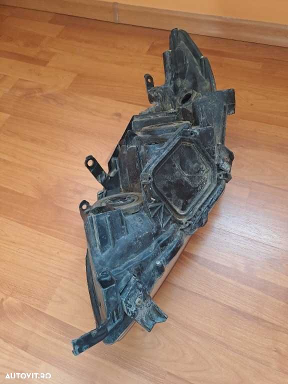 Far dreapta Toyota Corolla an 2009-2011 original - 3