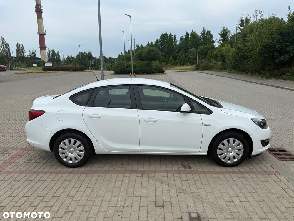 Opel Astra - 8