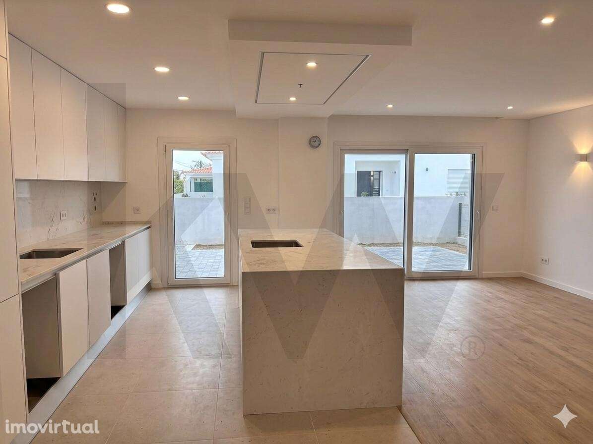 Moradia T4 com piscina - Aroeira - Grande imagem: 3/8