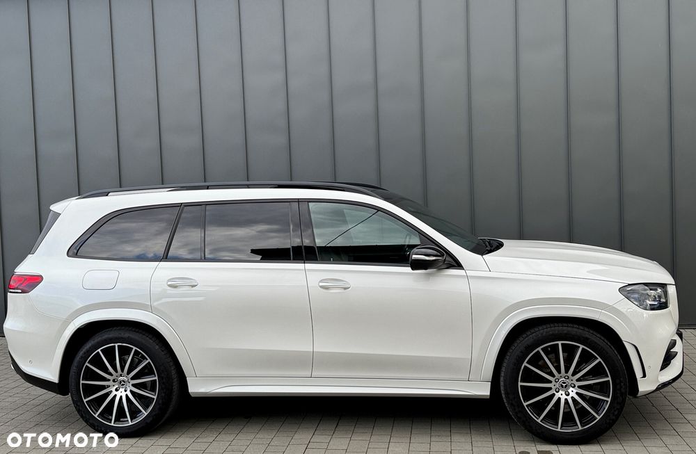 Mercedes-Benz GLS - 36