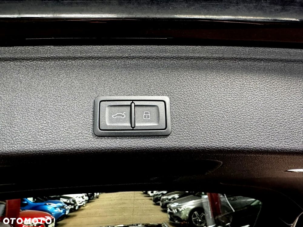 Audi A4 Avant - 16
