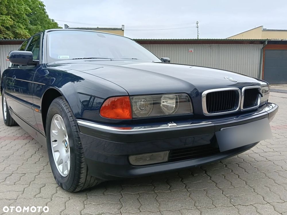 BMW Seria 7 - 2