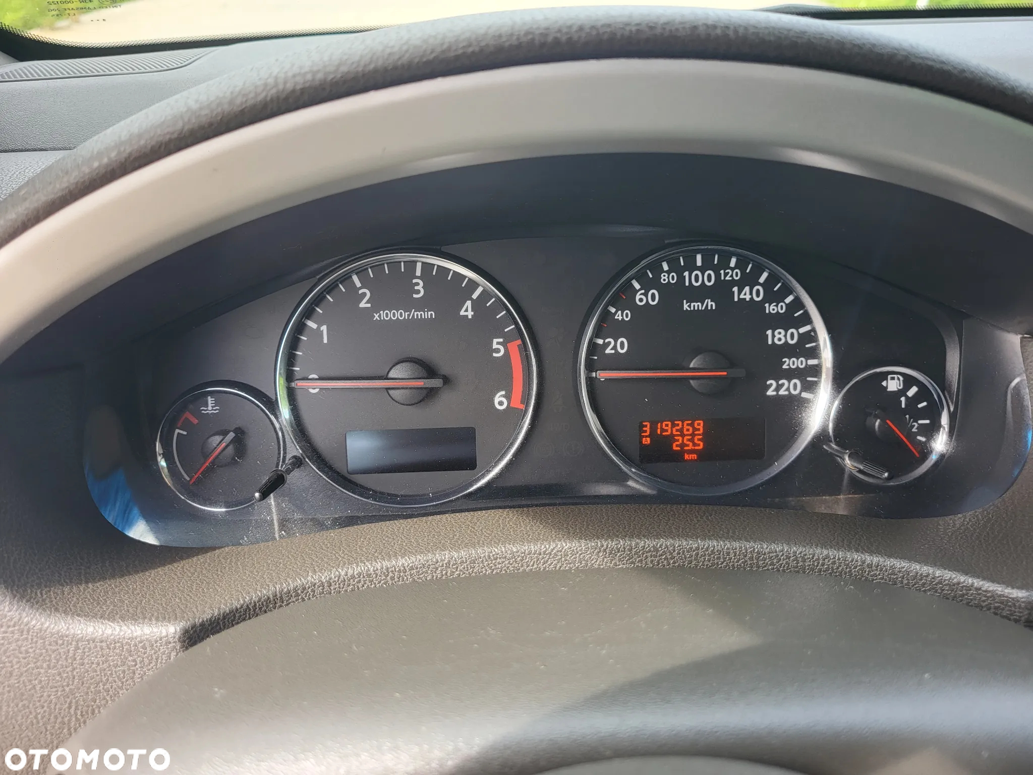 Nissan Pathfinder 2.5 dCi Platinum - 16