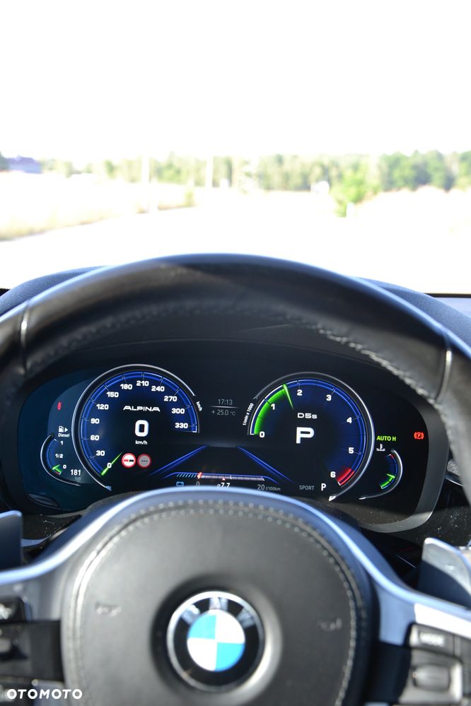 BMW Seria 5 520d M Sport - 13