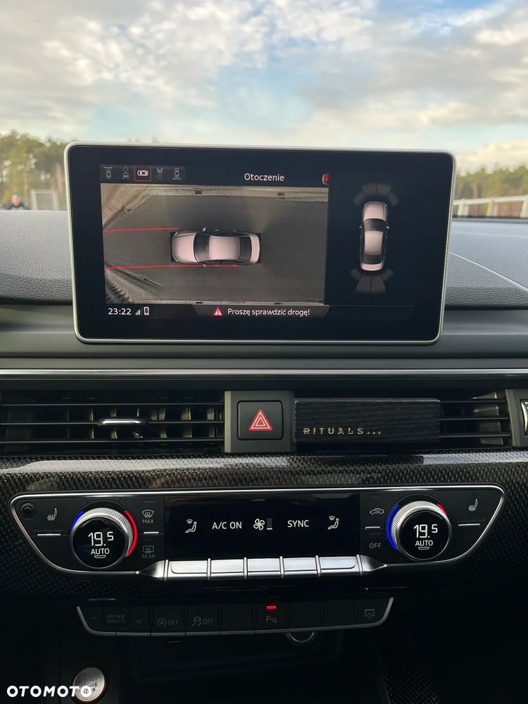 Audi S4 Limousine - 35