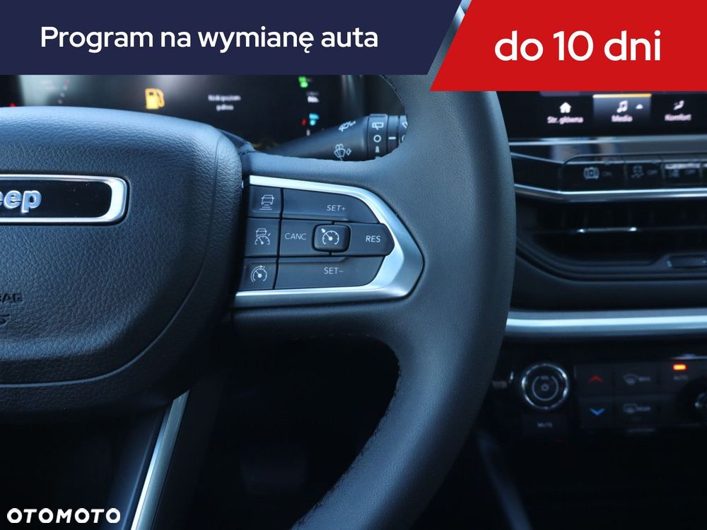 Jeep Compass - 22