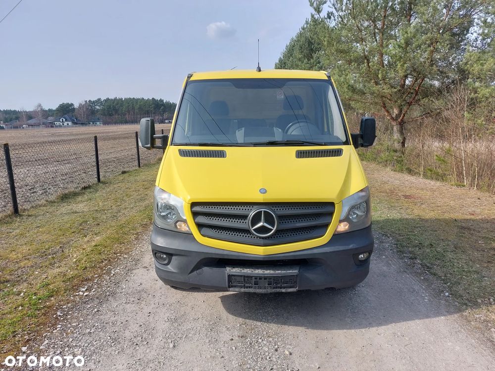 Mercedes-Benz Sprinter - 9