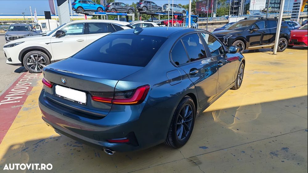 BMW Seria 3 320d xDrive Aut. Luxury Line - 4