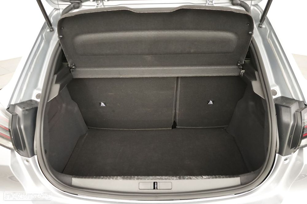 Peugeot 208 1.2 PureTech Allure - 23