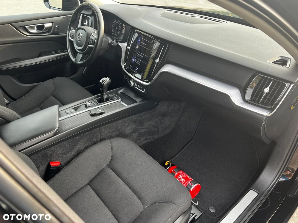 Volvo V60 D3 Momentum - 18