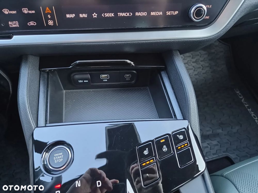 Kia Sportage 1.6 T-GDI Anniversary 2WD DCT - 22