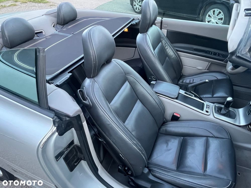 Volvo C70 2.4D5 Summum - 12
