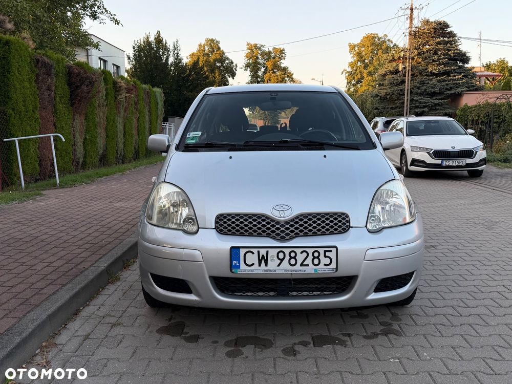 Toyota Yaris 1.4 D-4D Terra - 2