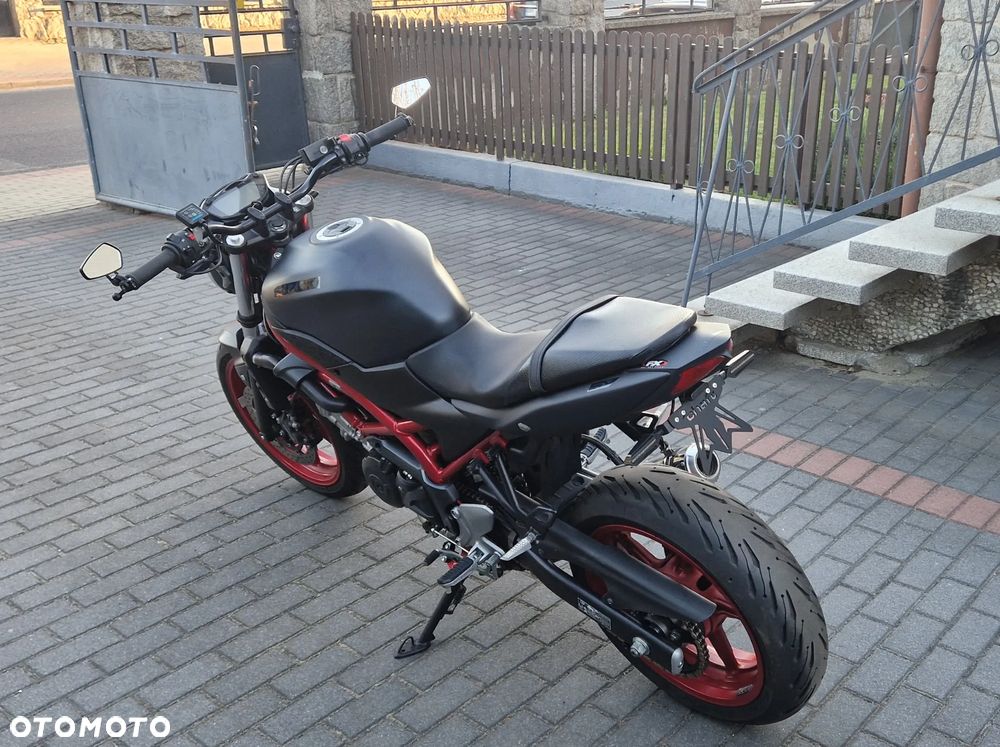 Suzuki SV - 7