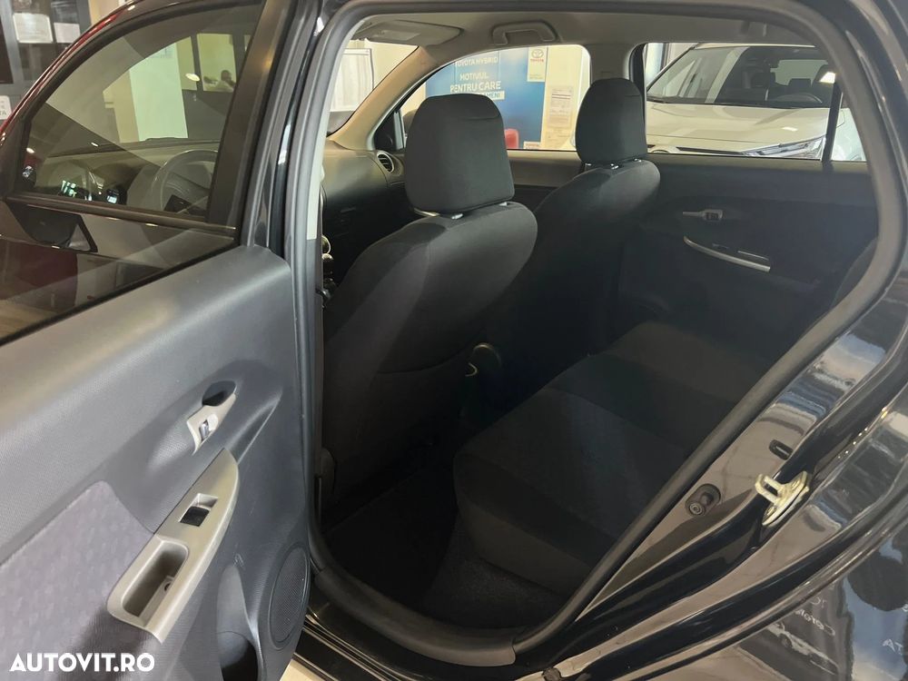 Toyota Urban Cruiser 1.4 D-4D 4x4 Trek+ - 24