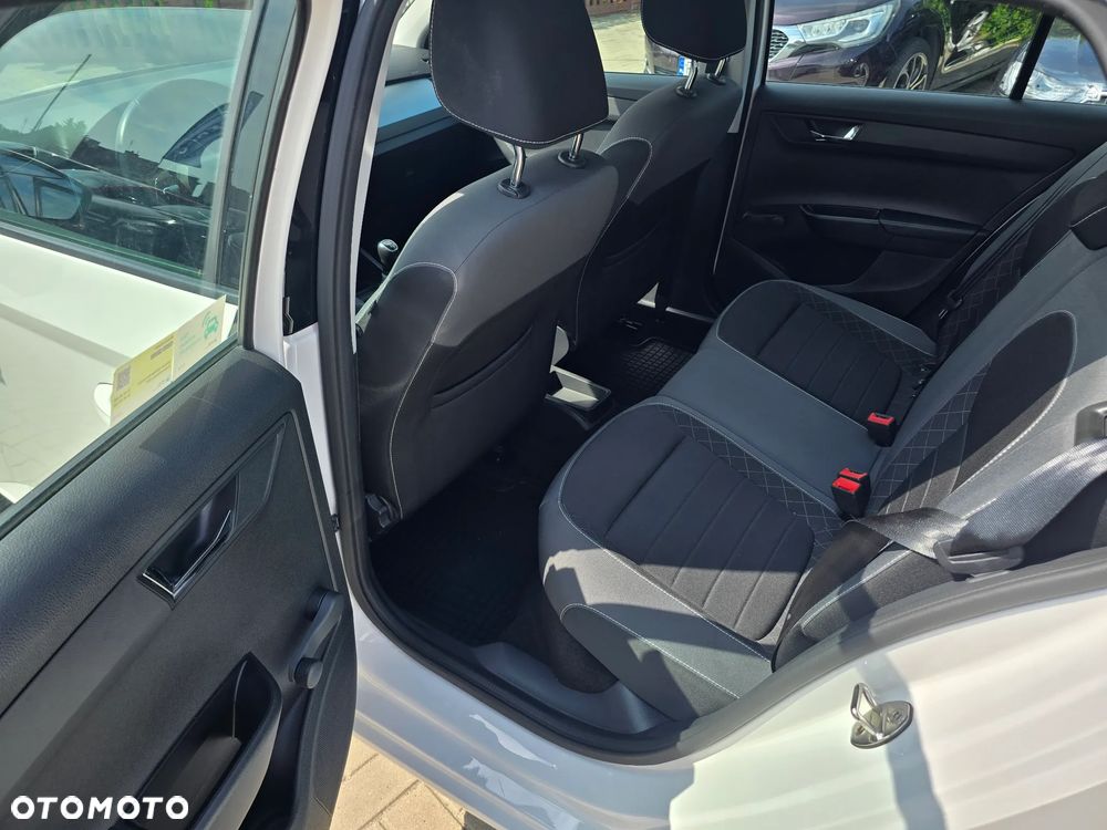 Skoda Fabia - 9