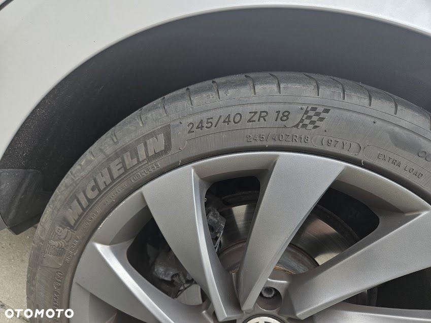 Volkswagen Passat 1.5 TSI EVO Business DSG - 32