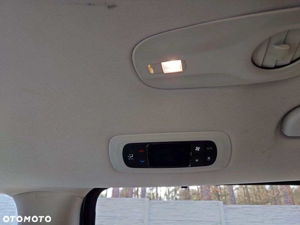 Chrysler Pacifica - 10