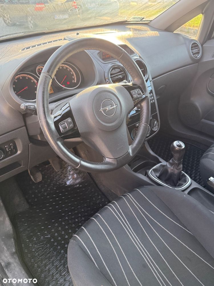 Opel Corsa 1.2 16V Edition 150 S&S - 10