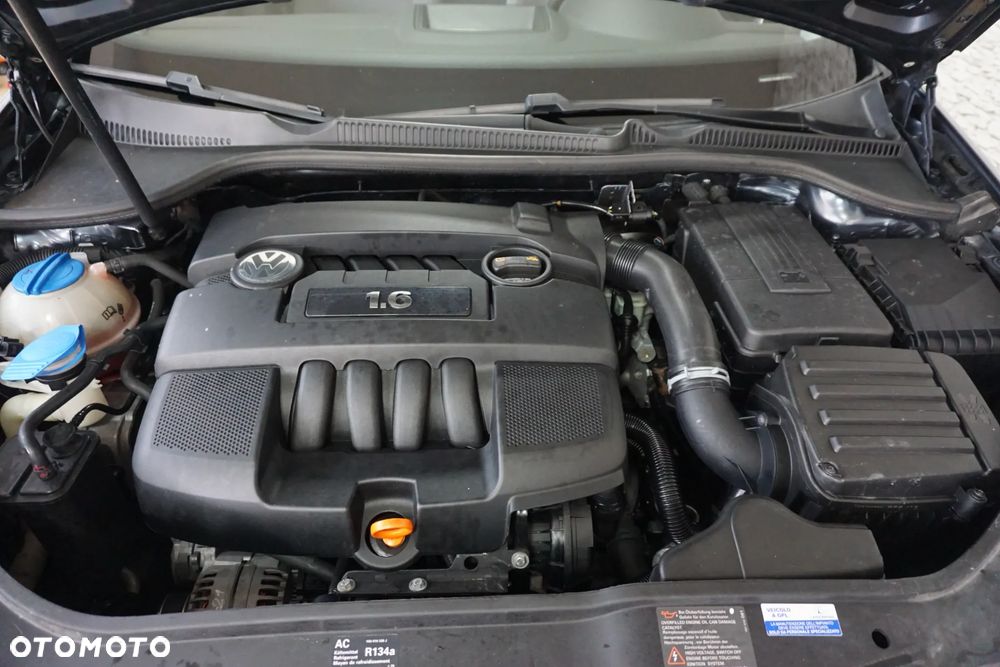 Volkswagen Golf 1.6 Comfortline - 13