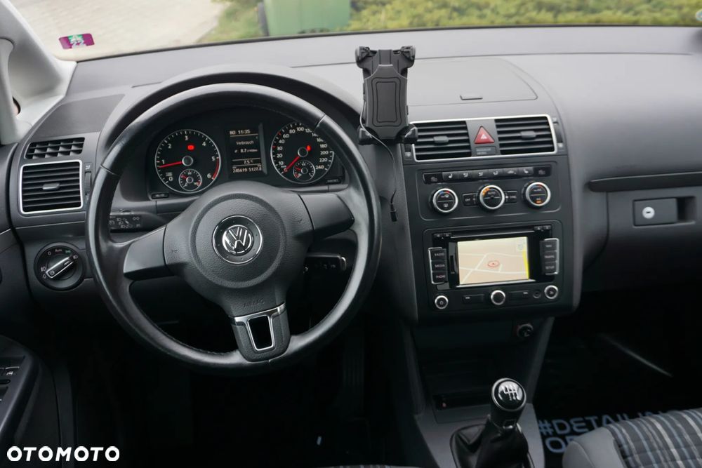 Volkswagen Touran 2.0 TDI DPF Cross - 17