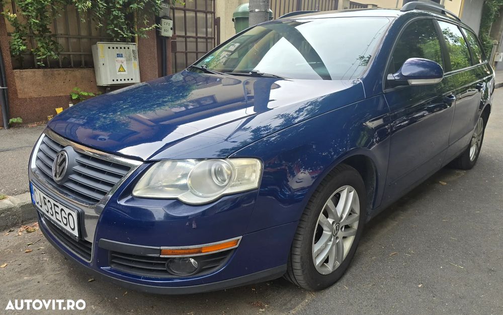Volkswagen Passat 2.0 TDI Comfortline DPF DSG - 1
