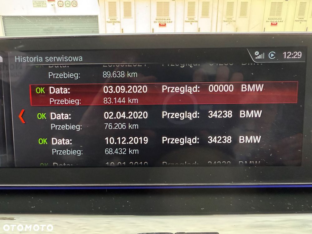 BMW Seria 5 520d xDrive - 14