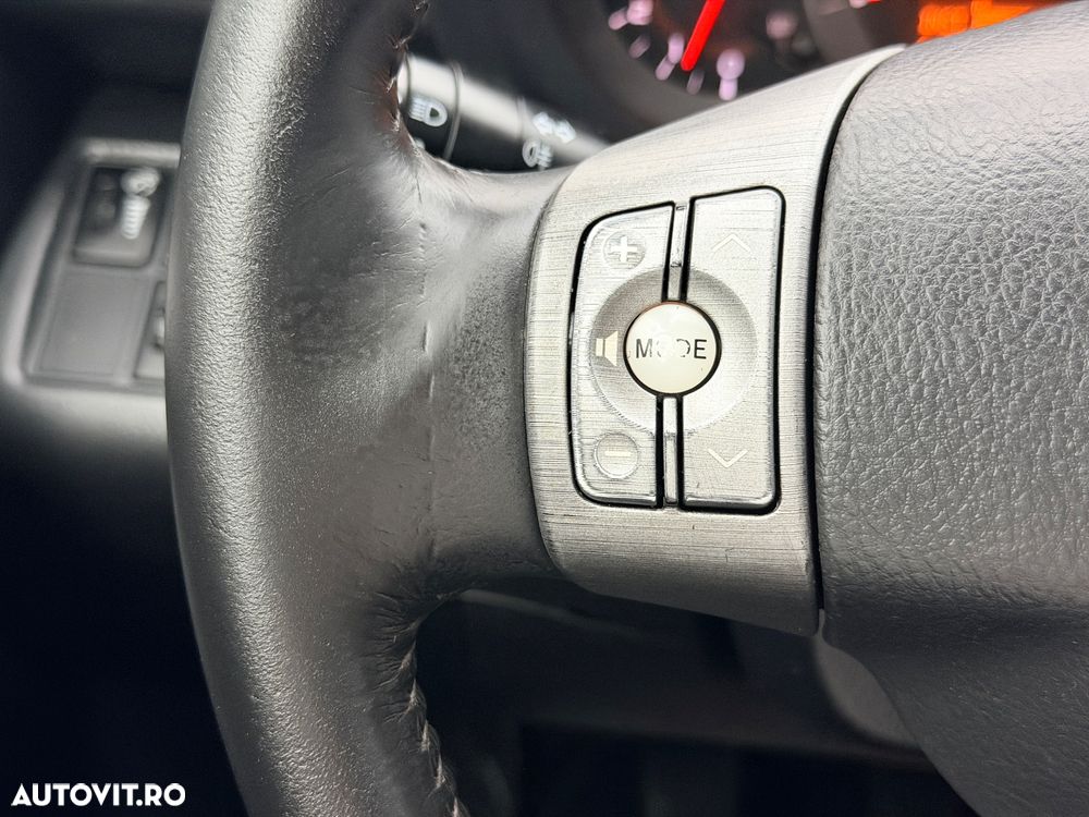 Toyota RAV4 2.2 D-4D 4x4 Sol - 27