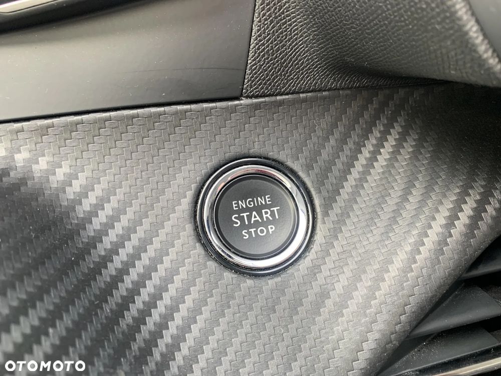 Peugeot 2008 PureTech 130 Allure S&S EAT8 - 21