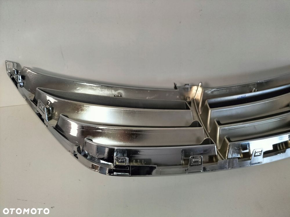 atrapa kratka grill hyundai genesis 08-13 sedan - 4