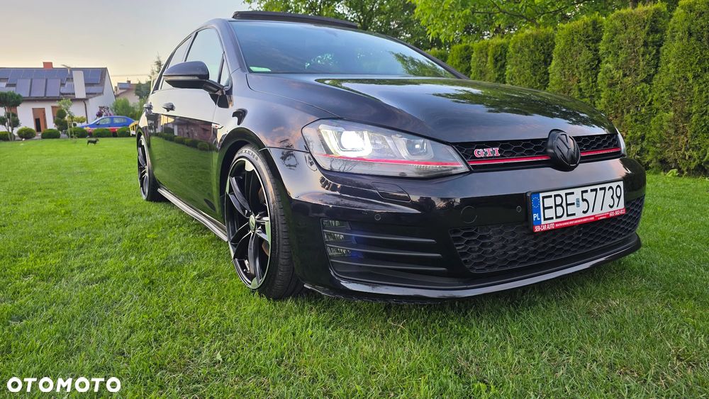 Volkswagen Golf 2.0 TSI BMT GTI - 16